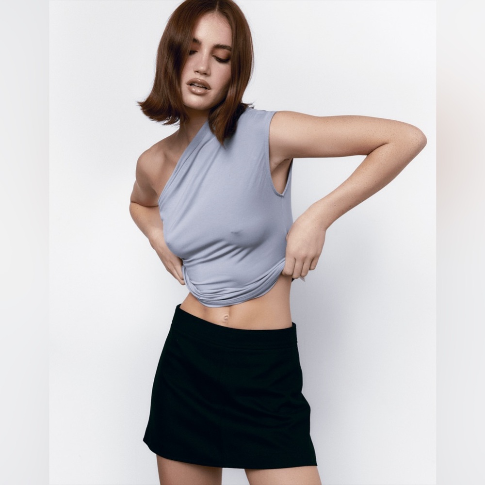 Classic Black Mini Skirt
